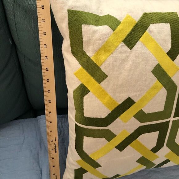 Trina Turk Residential MidCentury Modern Large Accent Zip Linen Pillow Cover - Picture 6 of 10